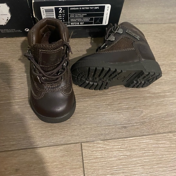 5 Pairs of Toddler Sneakers Nike / Timberland / Lebron - Picture 5 of 6